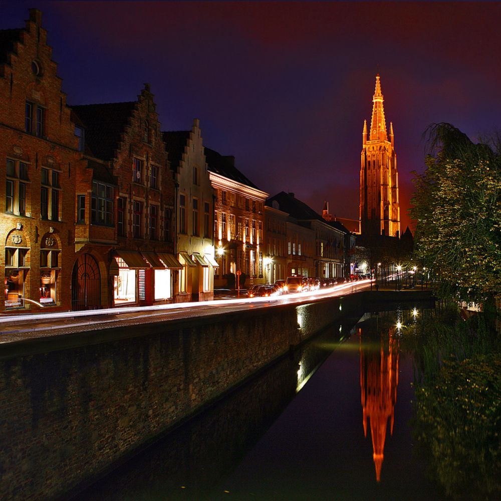 in f*****g Bruges &ndash; ретроспектива в багровых тонах