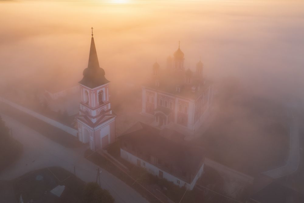 Белевский монастрырь на рассвете