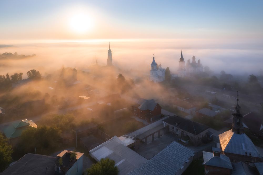 Белевский монастрырь на рассвете