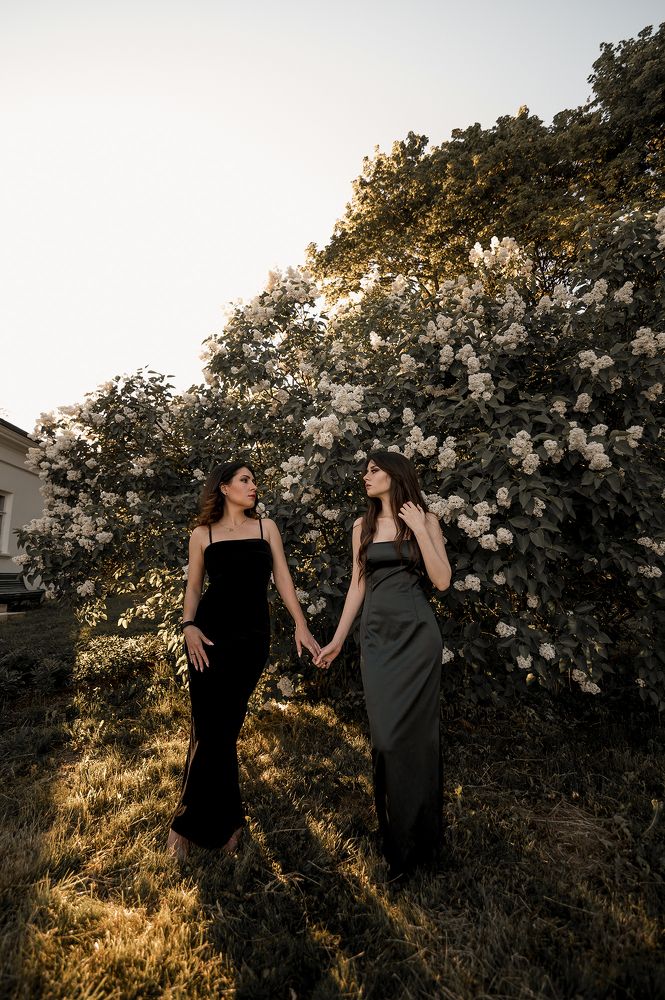 Mother & daughter