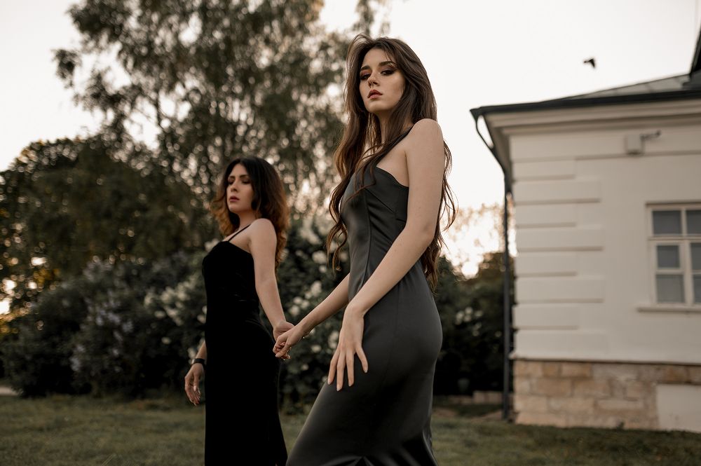 Mother & daughter