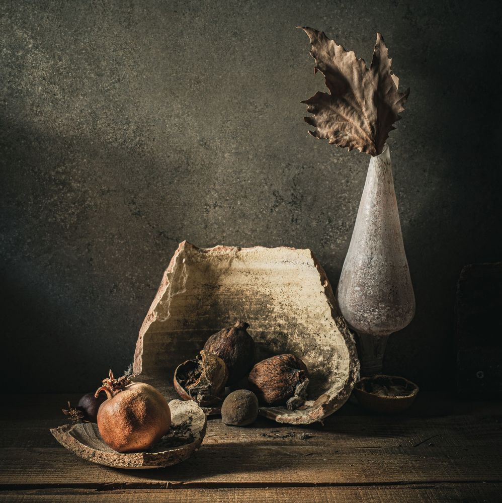 About pomegranates, old and young.  О гранатах, старых и молодых.