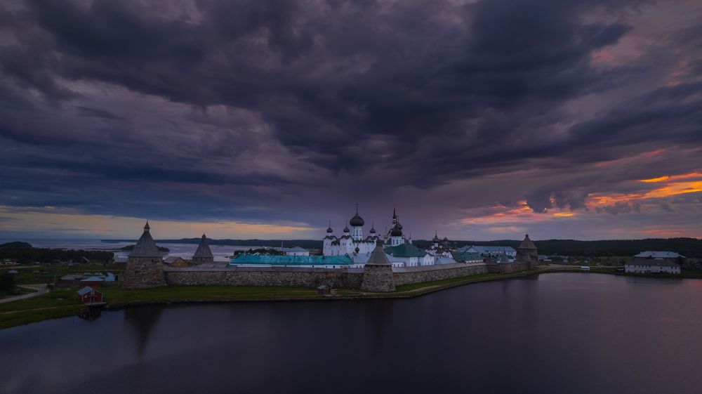 Еще немного про соловки. Фото сделаны в разные дни и разное время суток