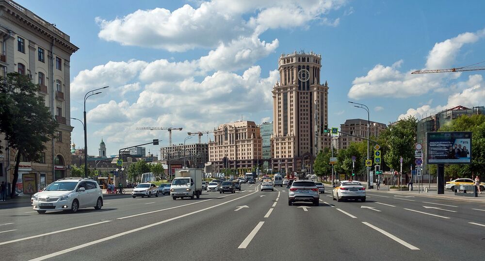 По Москве на колесах