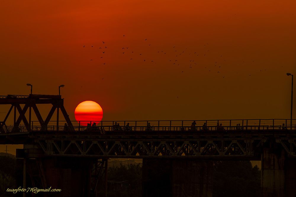 Sunset on the bridge Long Bien - Ha Noi - Viet Nam