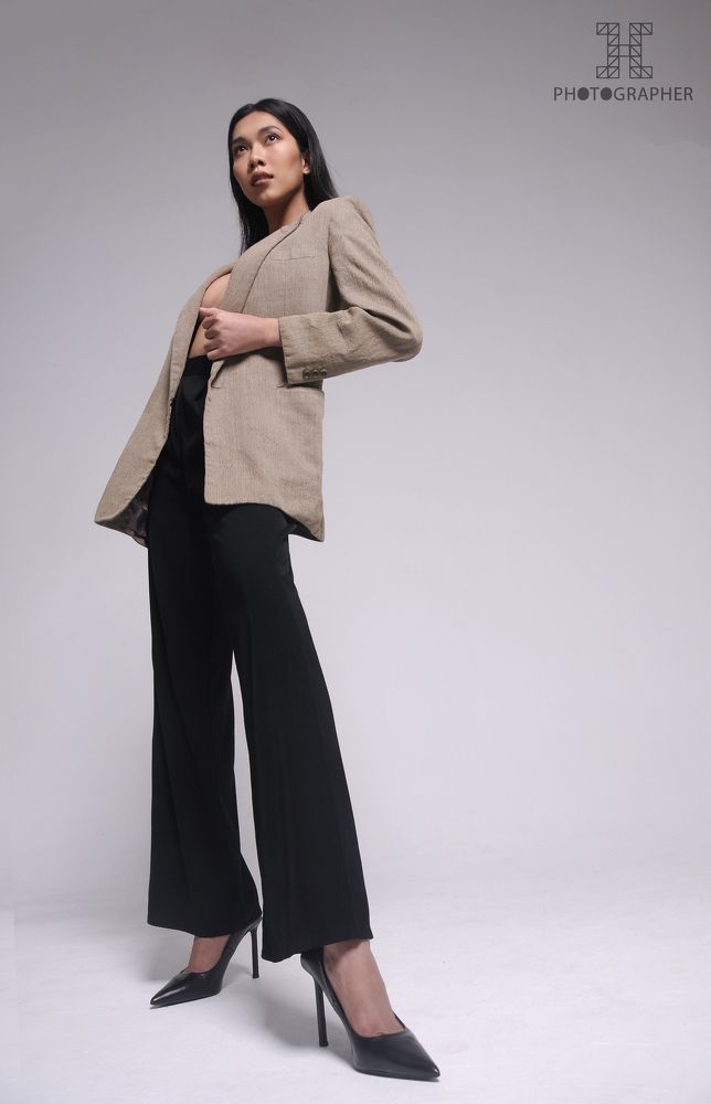 AUTUMN BLAZER