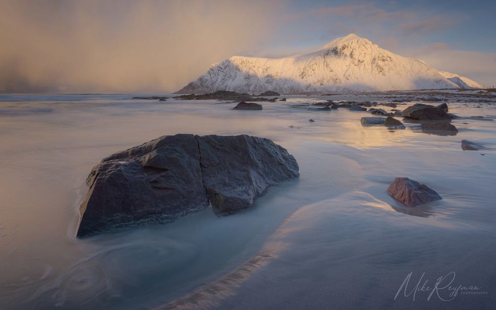 Colors of Arctic &ndash; Winter in the Lofoten Islands
