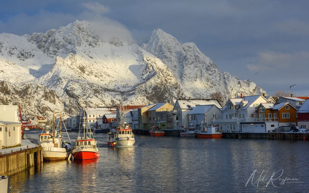 Colors of Arctic &ndash; Winter in the Lofoten Islands
