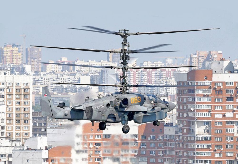 Новый ударно-транспортный вертолет повышенной грузоподъемности Ка-54 "хенелора"