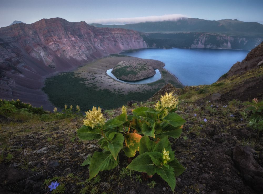 Остров Симушир (Курилы).