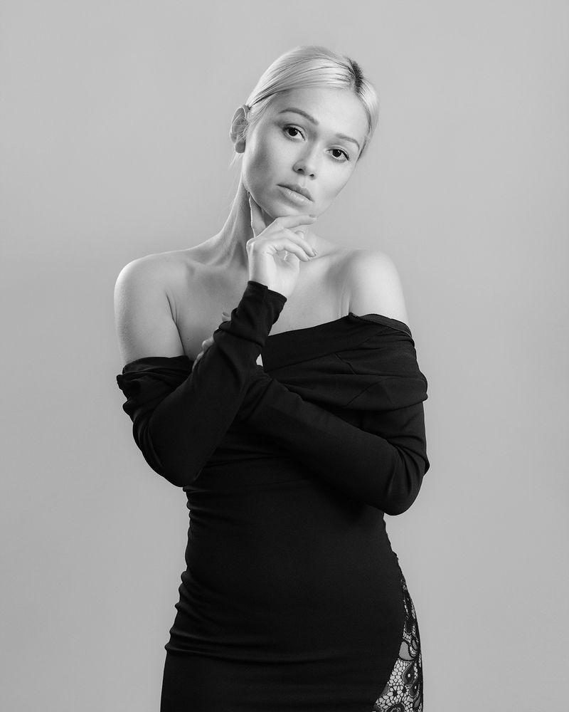 Model: Virginia Keszeghov&aacute;