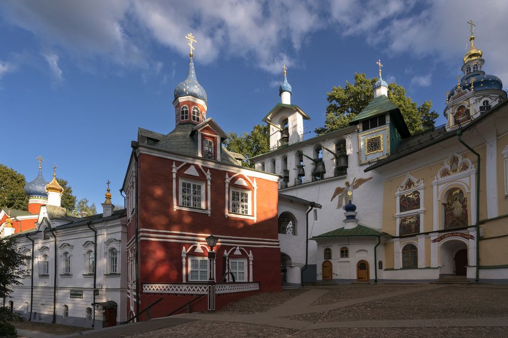 Свято-Успенский Псково-Печерский монастырь, Печоры, Псковская область, Россия