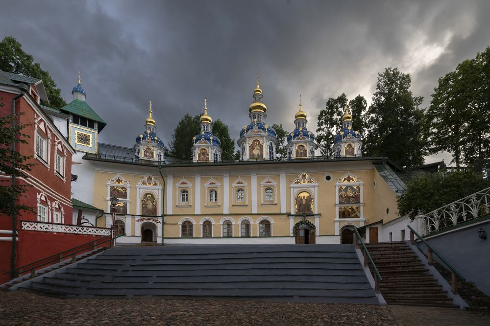 Свято-Успенский Псково-Печерский монастырь, Печоры, Псковская область, Россия