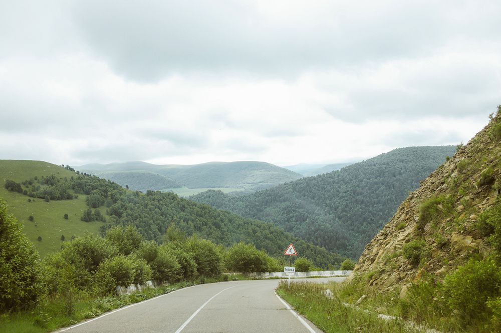 Где то там за облаками спрятался Эльбрус