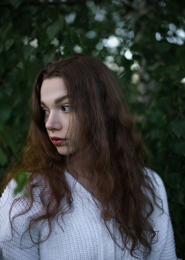 Оля
