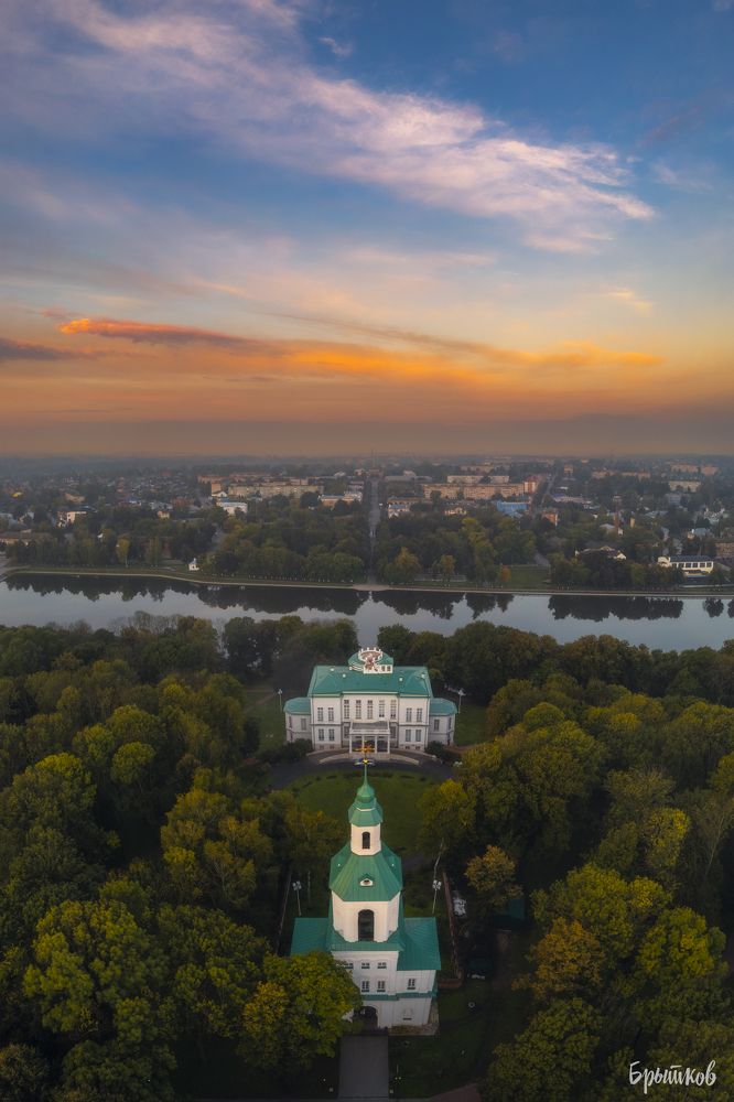 Богородицкий дворец-музей и парк.