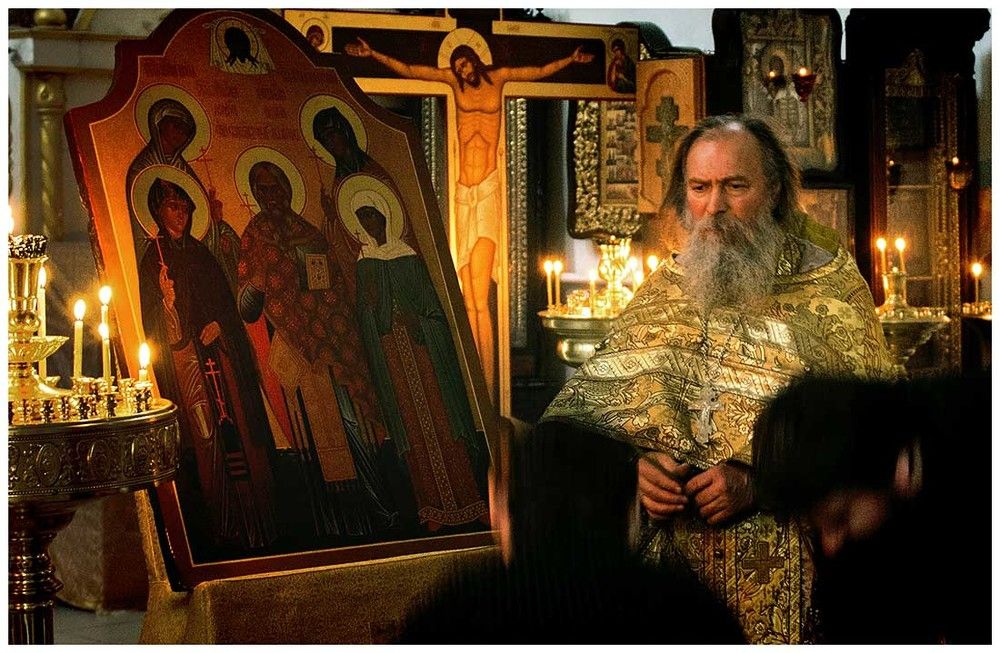 Вернутся к своим воспоминаниям.