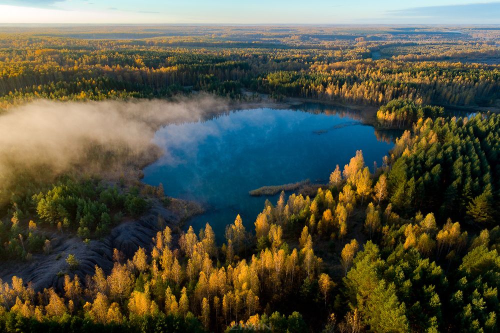 Суворовский карьер встречает рассвет. Тула, Тульская область.