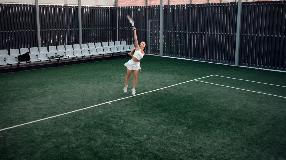 Tennis coach