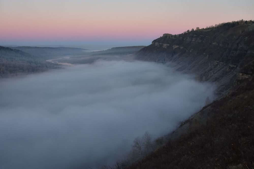 Раннее утро на Катунских утёсах