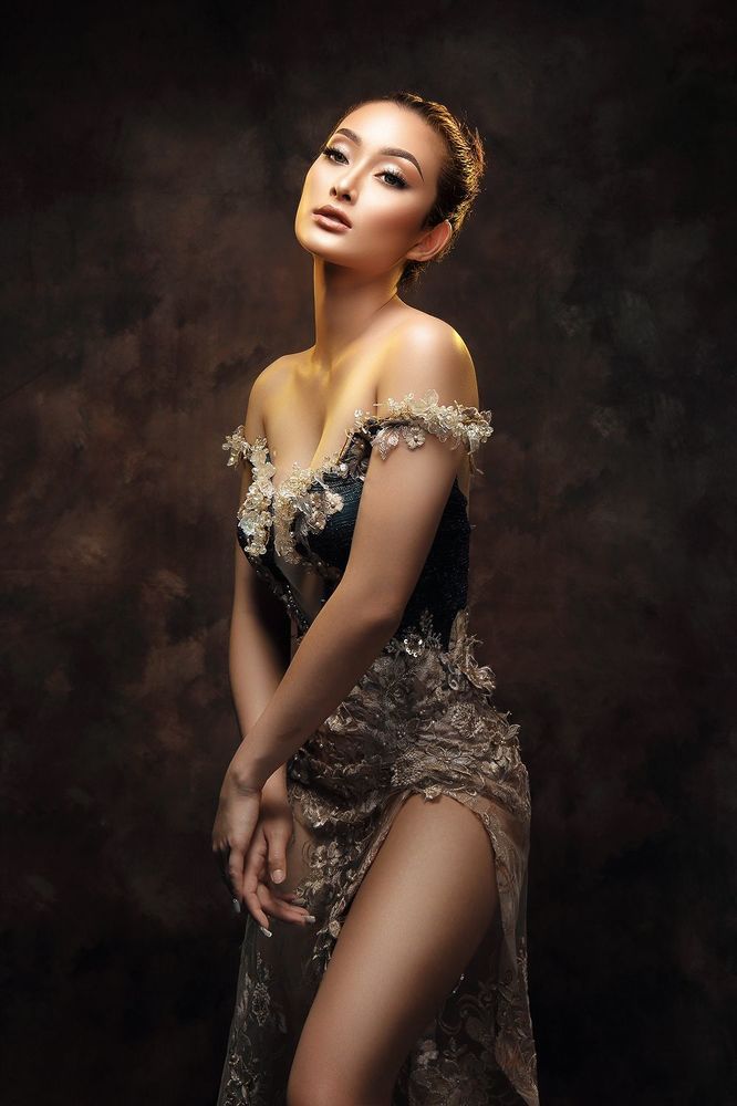 PORTRAITS