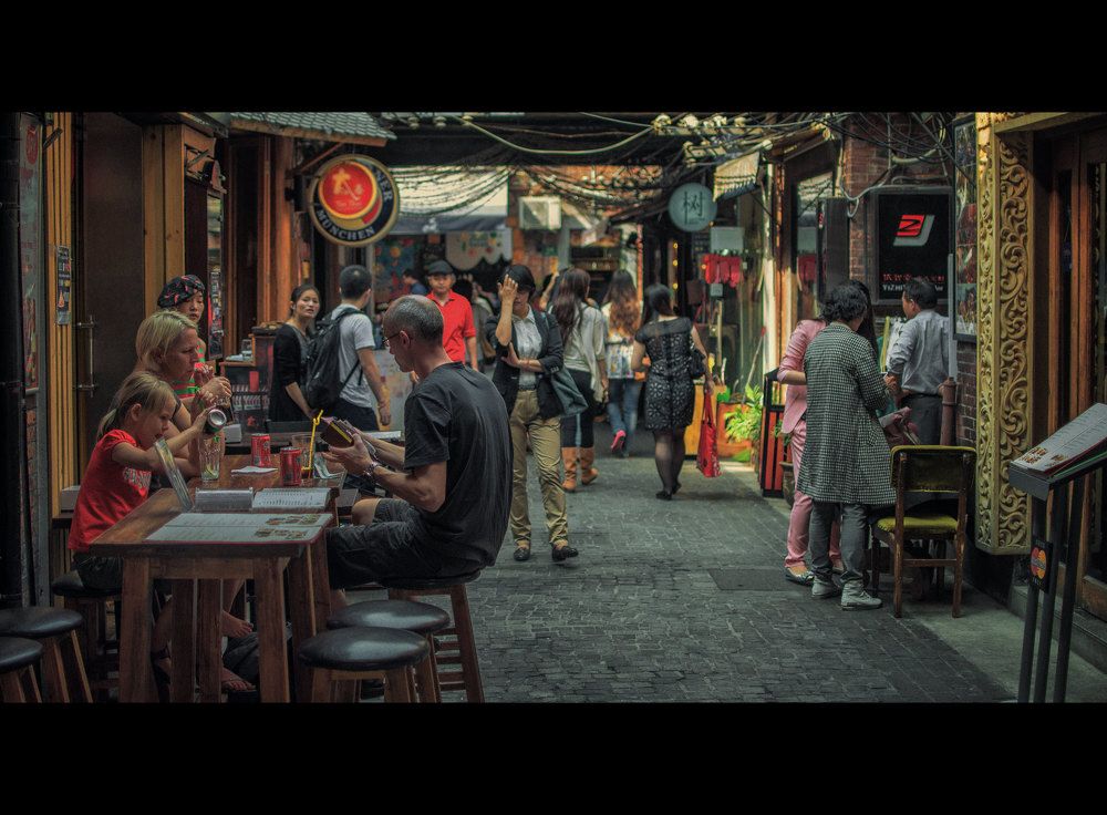 cinematic street photopraphy