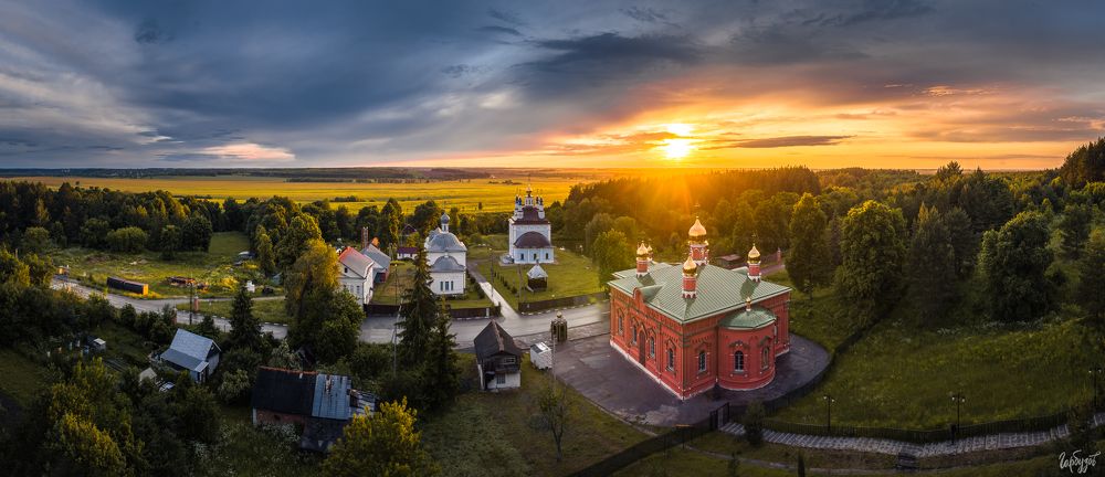 Свято-Введенский Макариевский Жабынский мужской монастырь. Тульская область.