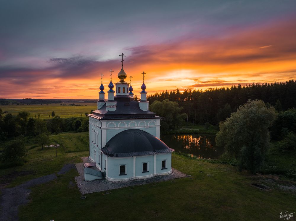 Свято-Введенский Макариевский Жабынский мужской монастырь. Тульская область.