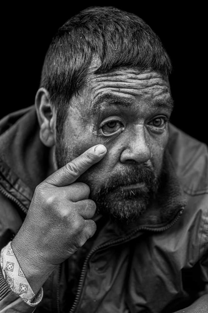 IN-VISIBLES   Proyecto de retratos autorales de la gente que vive y trabaja en las calles de la Regi&oacute;n Metropolitana en Chile.