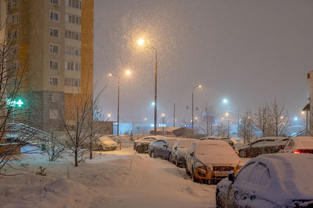 Утро было снежное
