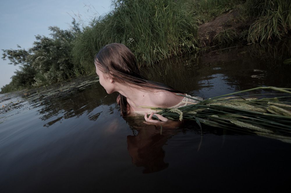 Замерев и восполнившись