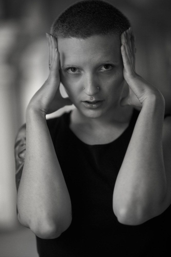 ANИА