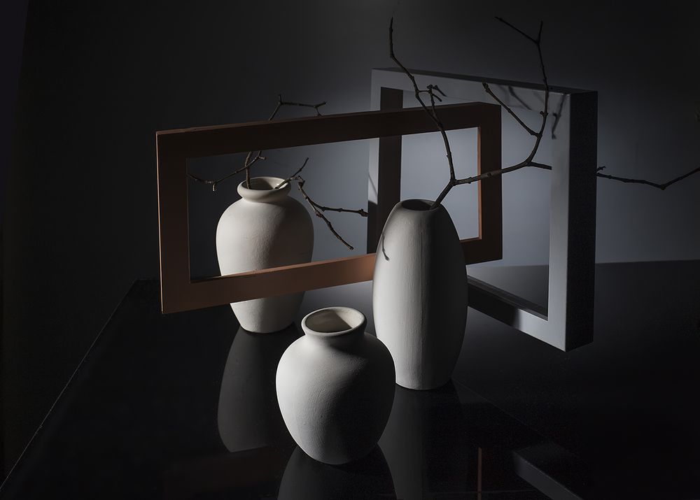 "Этюды с левитирующими рамками"
