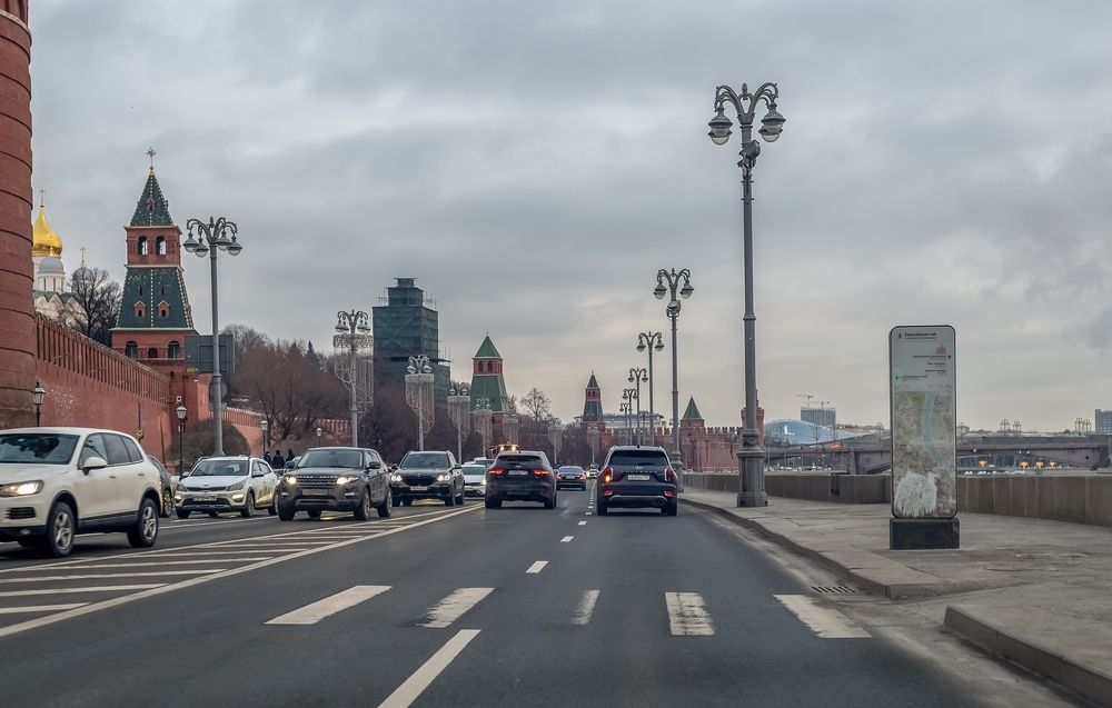 По Москве в январе