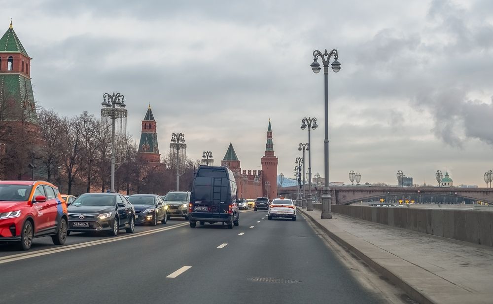 По Москве в январе