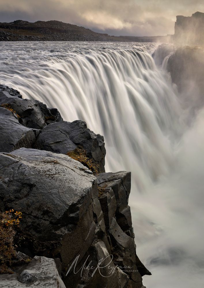 Dettifoss. J&ouml;kuls&aacute; &aacute; Fj&ouml;llum river, J&ouml;kuls&aacute;rglj&uacute;fur canyon, Vatnaj&ouml;kull National Park, Iceland