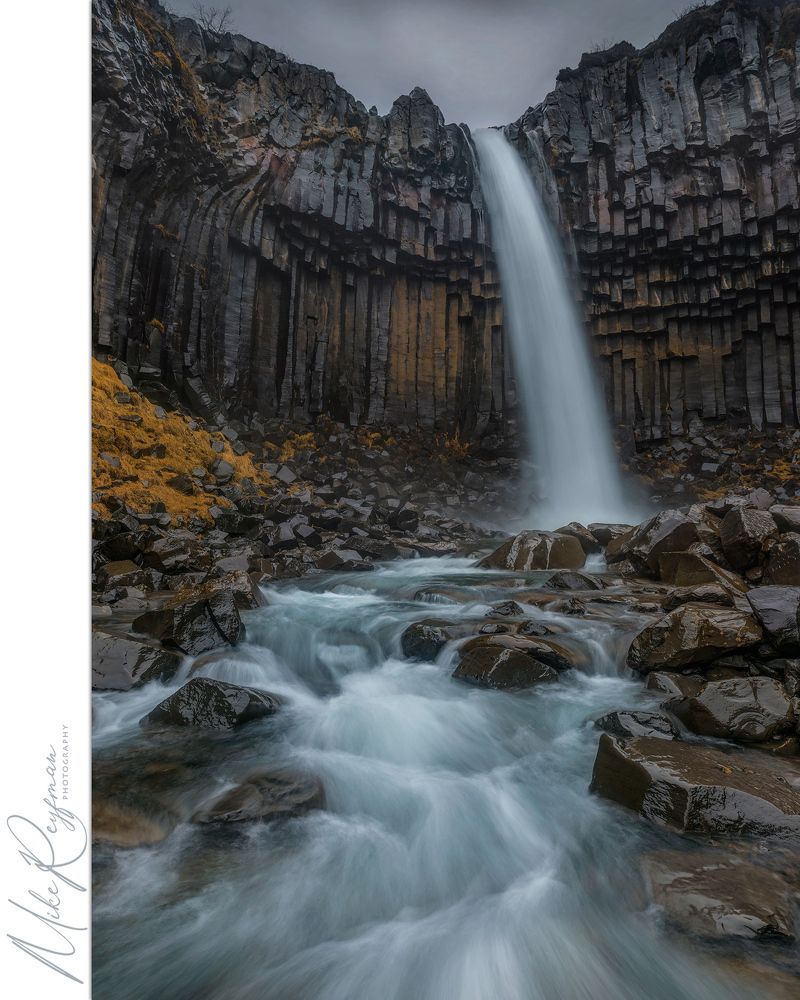Svartifoss (Black Waterfall), Skaftafell, Vatnajökull National Park, Iceland