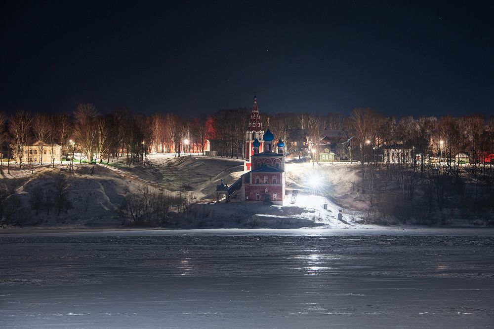 ISO 500, f/8, 3 sec