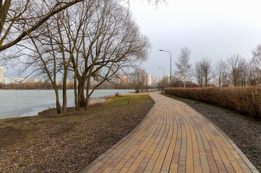 В апрельском парке