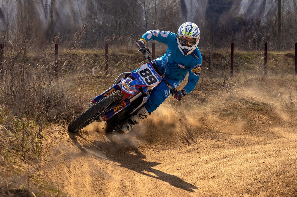 Dirt rider