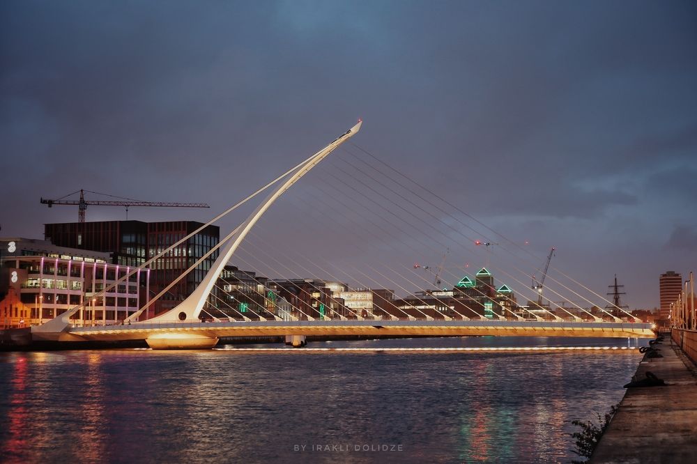 Samuel Beckett Bridge