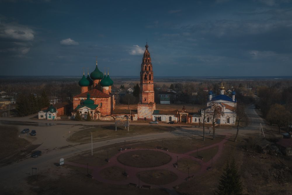 В селе Великое...