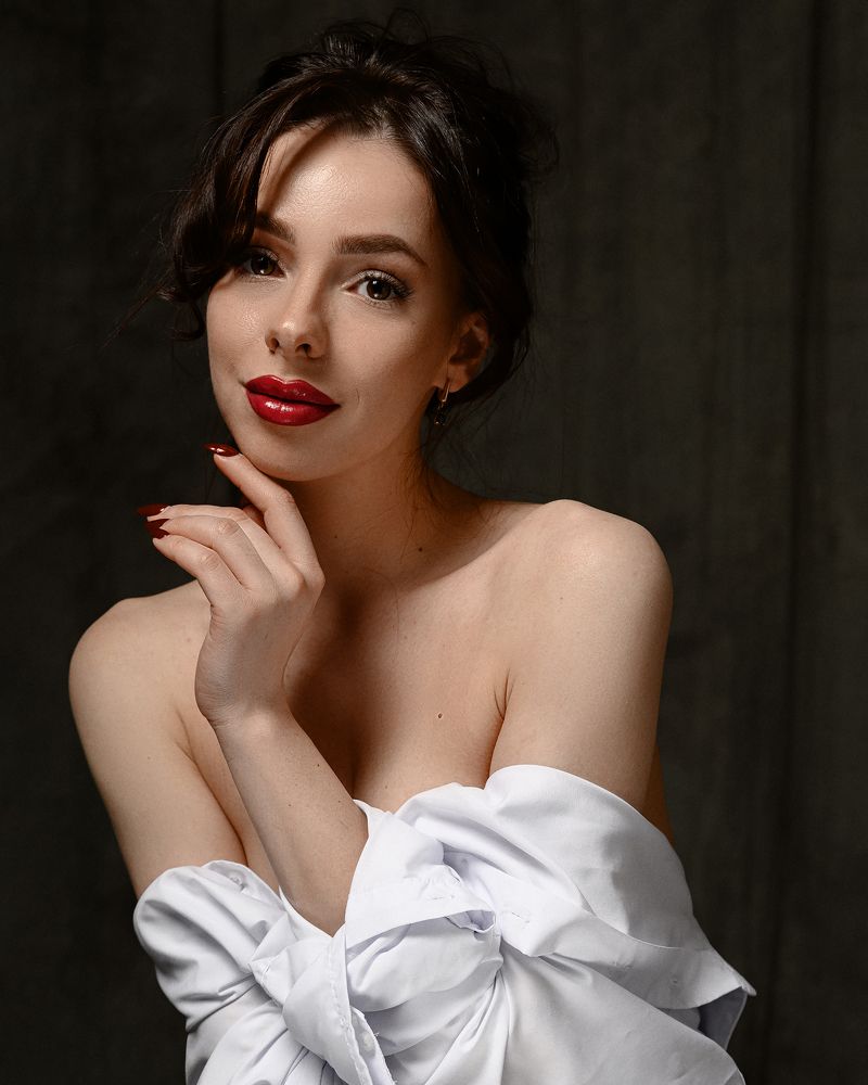 Юля, 2023
