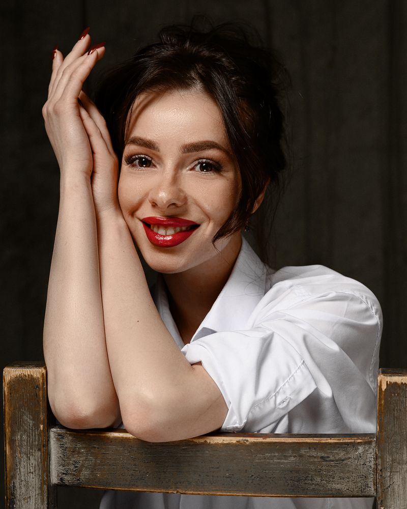 Юля, 2023
