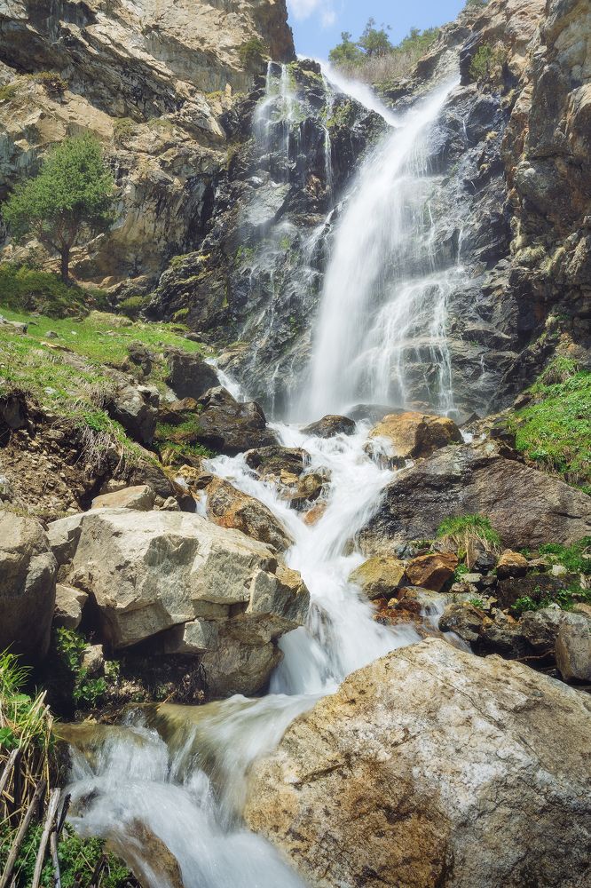 Свежесть горного водопада