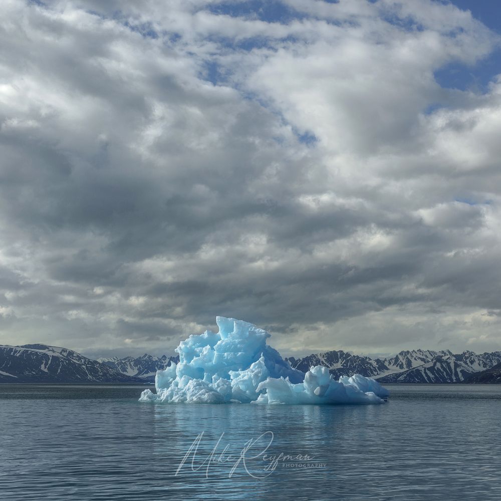 Svalbard-Spitsbergen. Summer in the Arctic Circle