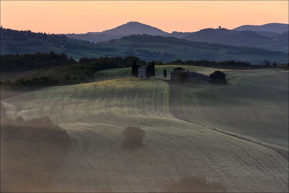 Cappella di Vitaleta на рассвете