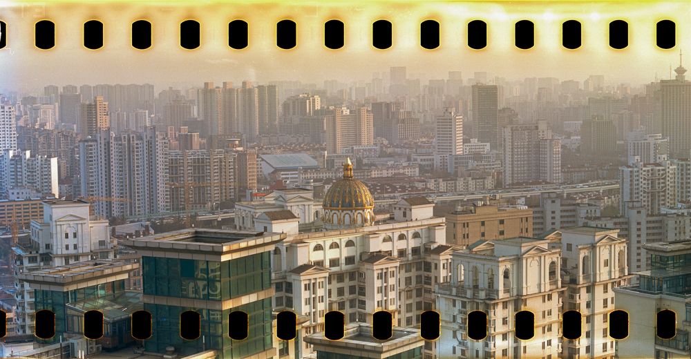 Shanghai Perspectives: Captivating Panoramas of a Vibrant Megacity