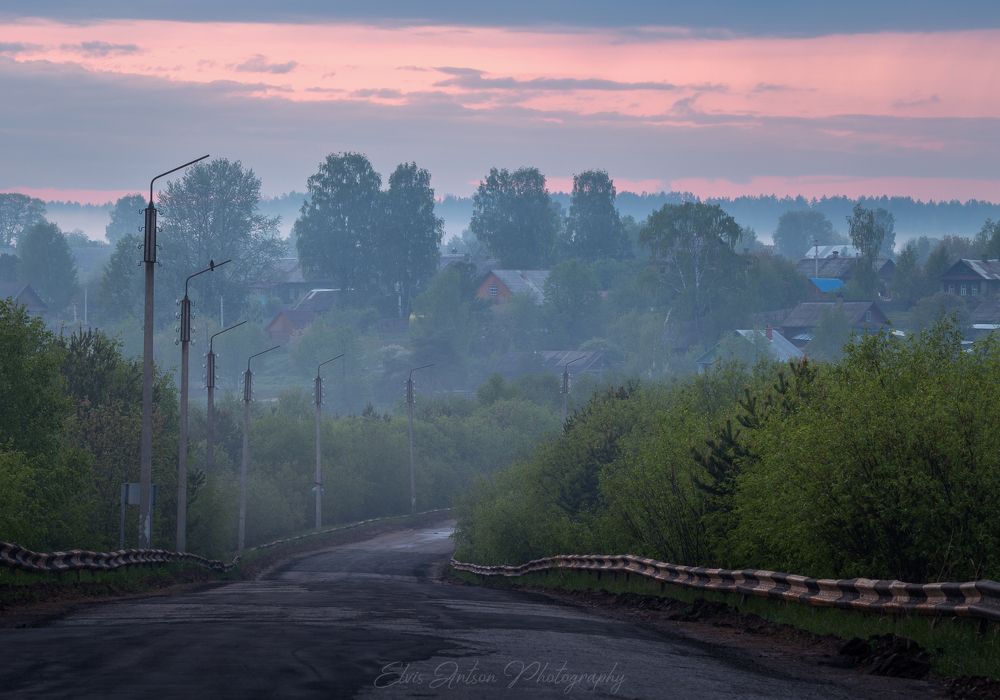 Майский туман окутал кологривские просторы.