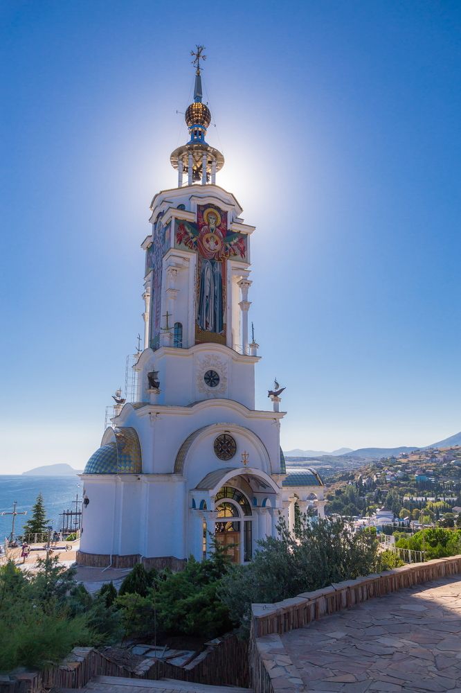 Крым. Храм-маяк